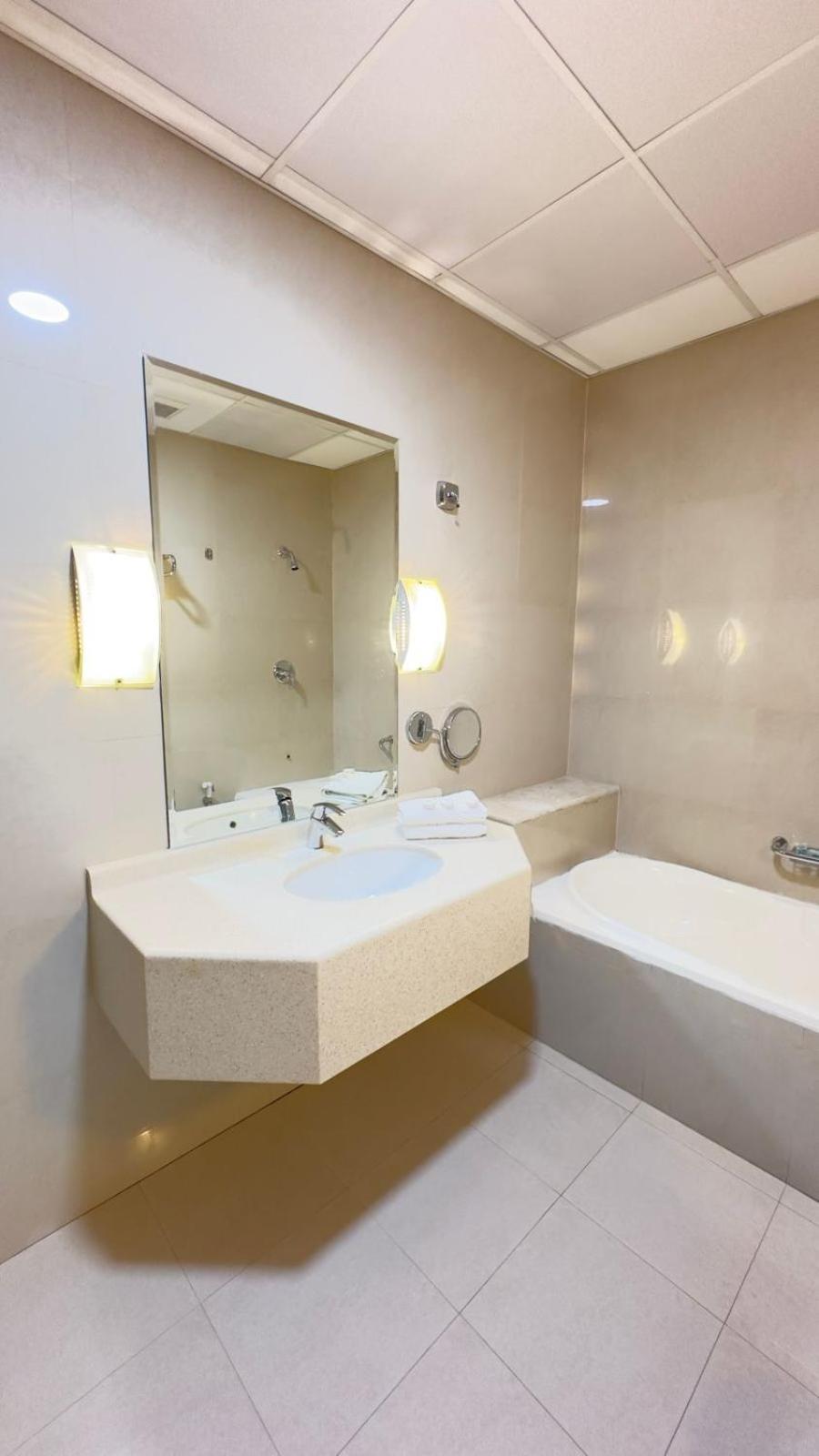 The Palace Suites Al-Chubar Zewnętrze zdjęcie