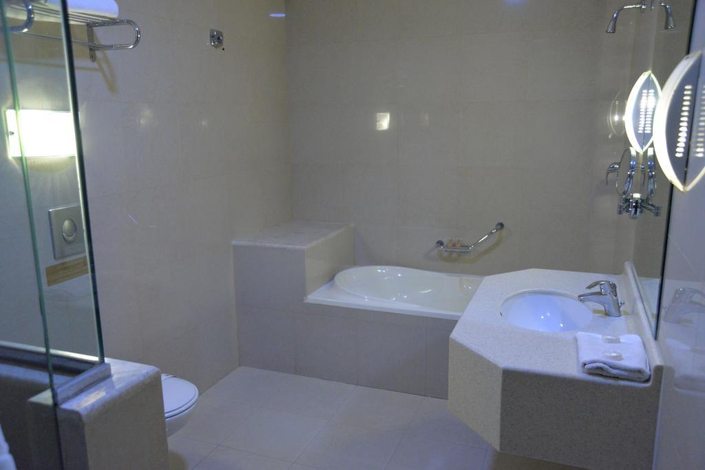 The Palace Suites Al-Chubar Zewnętrze zdjęcie